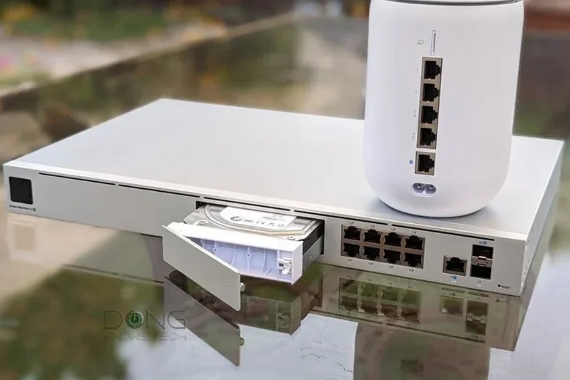 Ubiquiti UniFi Dream Machine Special Edition (UDM-SE)