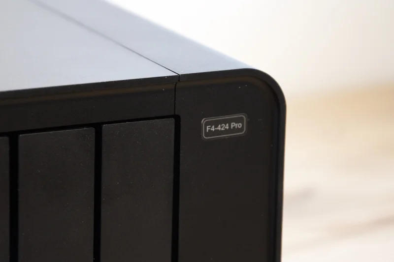 TerraMaster F4-424 Pro