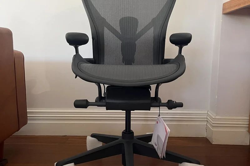 Herman Miller Aeron (Remastered)