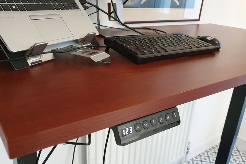 FlexiSpot EN1 Electric Standing Desk