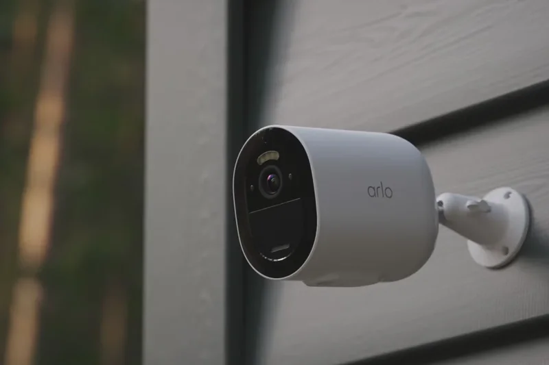 Arlo Go 2 LTE/Wi-Fi Security Camera