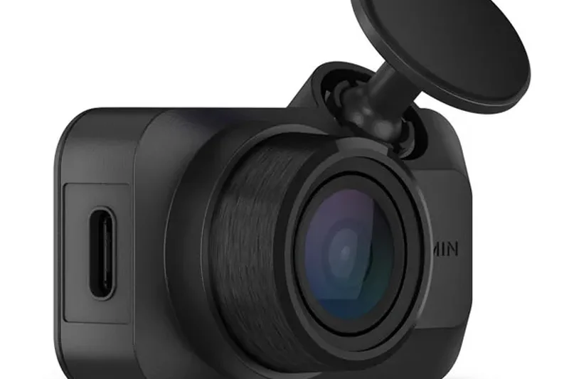 Garmin Dash Cam Mini 3