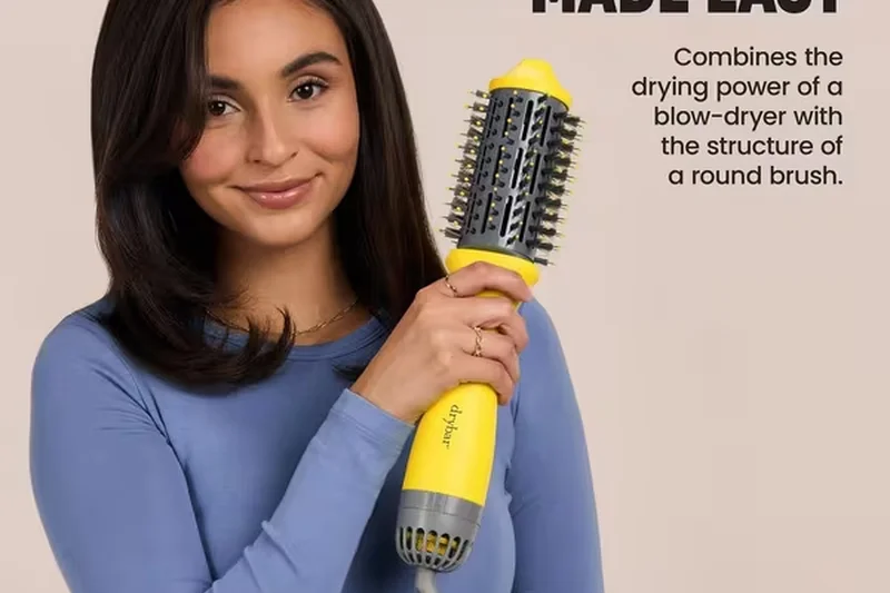 The Single Shot Round Blow-Dryer Brush