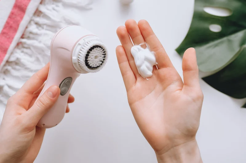 INNERNEED Soft Silicone Face Brush