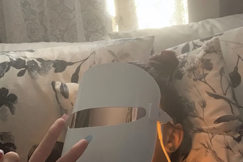 LED Light Therapy Mask