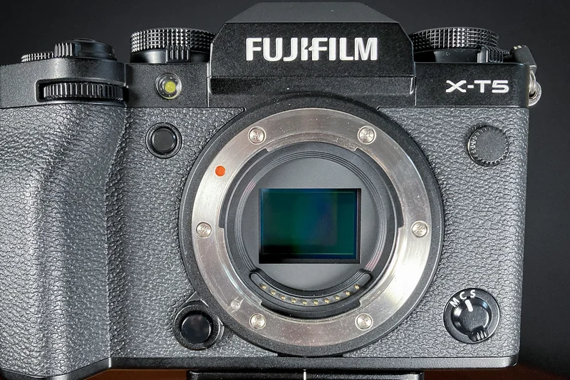 Fujifilm X-T5
