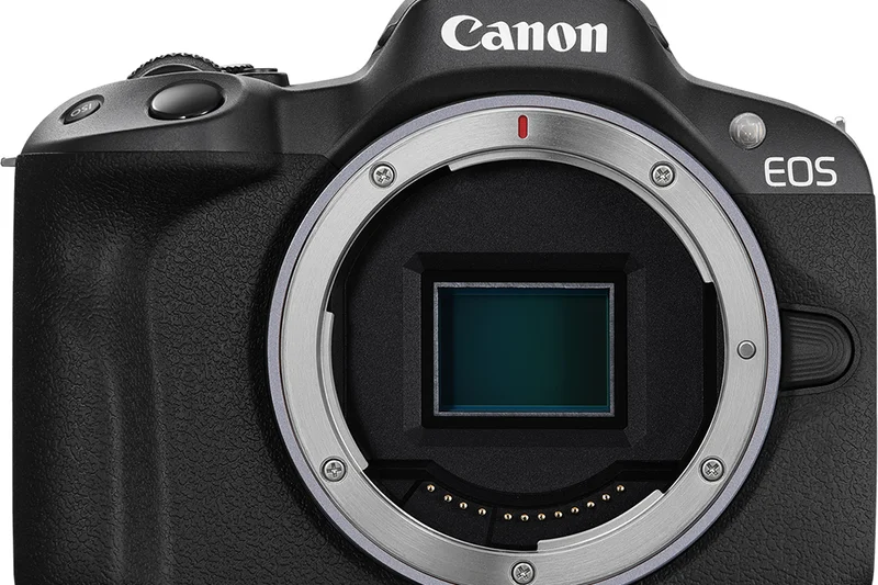 Canon EOS R50