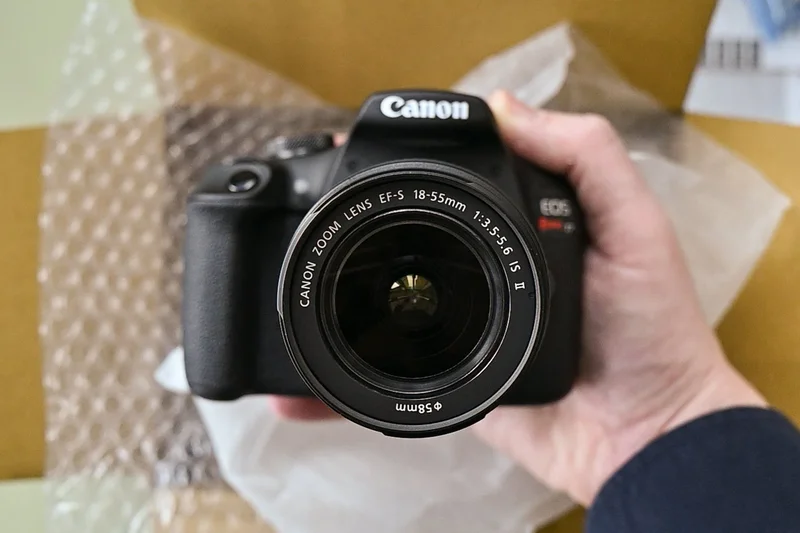 Canon EOS Rebel T7