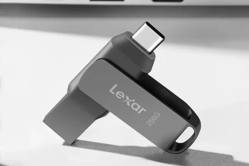 Lexar JumpDrive Tough