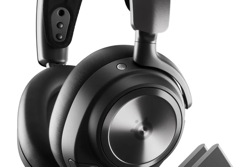 SteelSeries Arctis Nova Pro Wireless