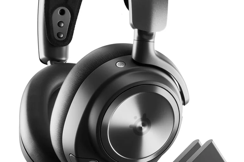 SteelSeries Arctis Nova Pro Wireless