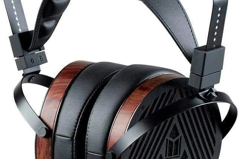 Monolith M1060