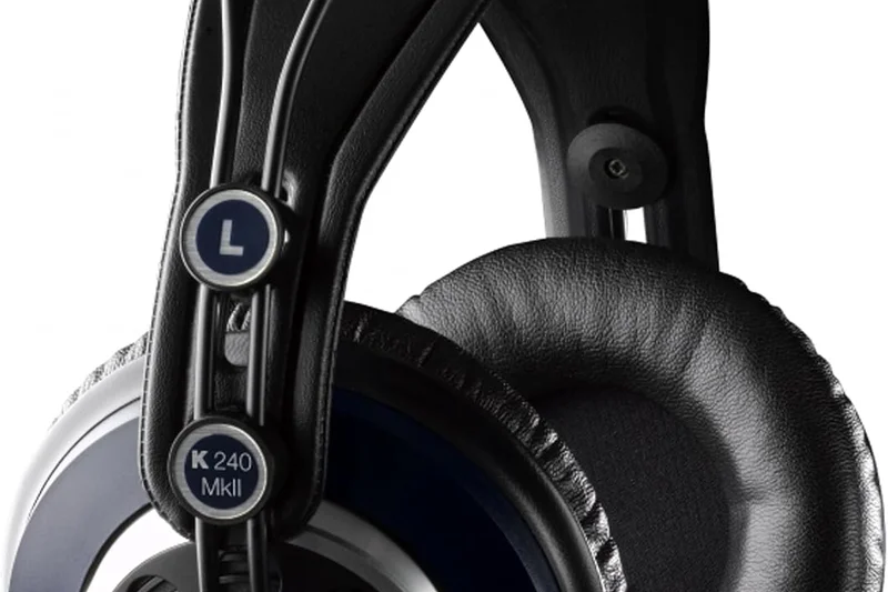 AKG K240 Studio