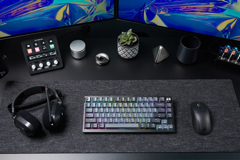 Corsair K65 Plus Wireless
