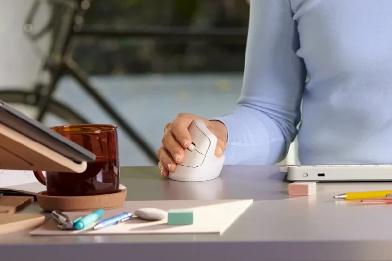 Logitech Lift Vertical Ergonomic Mouse