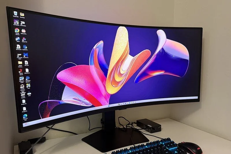 LG UltraGear EVO 39GX950B