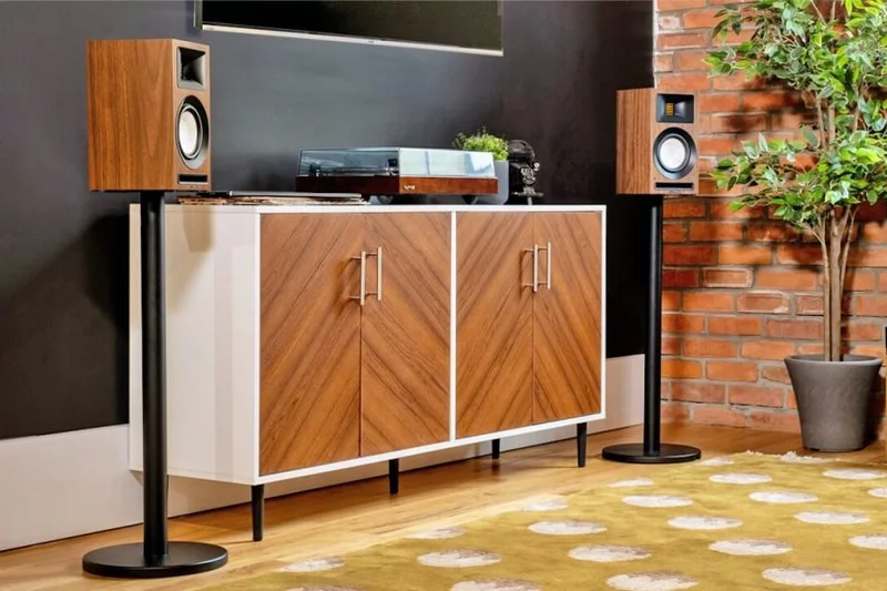 Fluance Ri71 Reference Powered