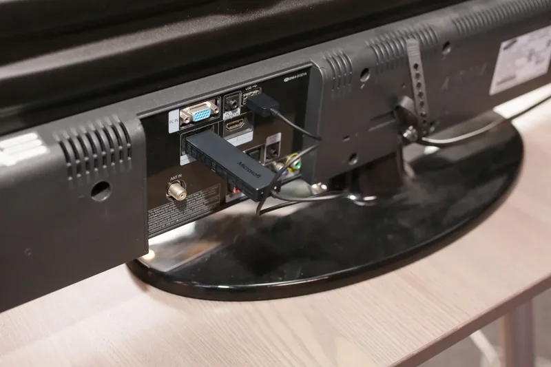 Microsoft 4K Wireless Display Adapter