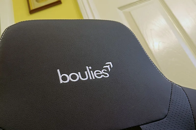 Boulies Master Chair
