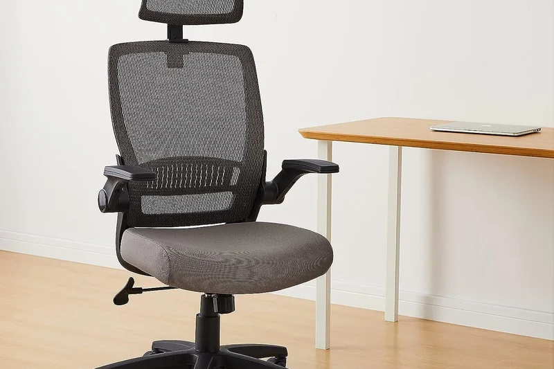 Amazon Basics Ergonomic Gaming Chair