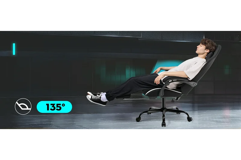 GTPLAYER Gaming Chair with Footrest