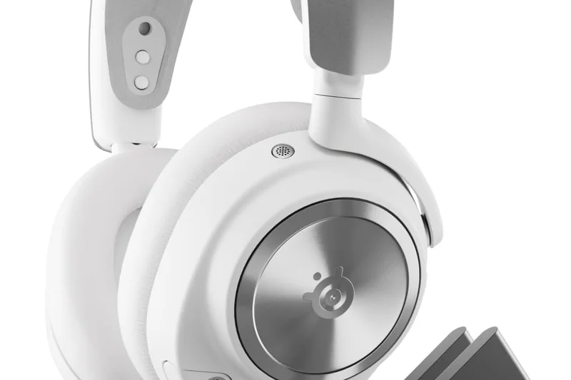 SteelSeries Arctis Nova Pro Wireless