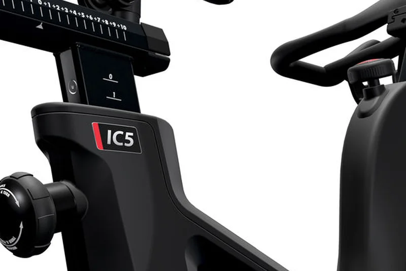 Life Fitness IC5 Indoor Cycle