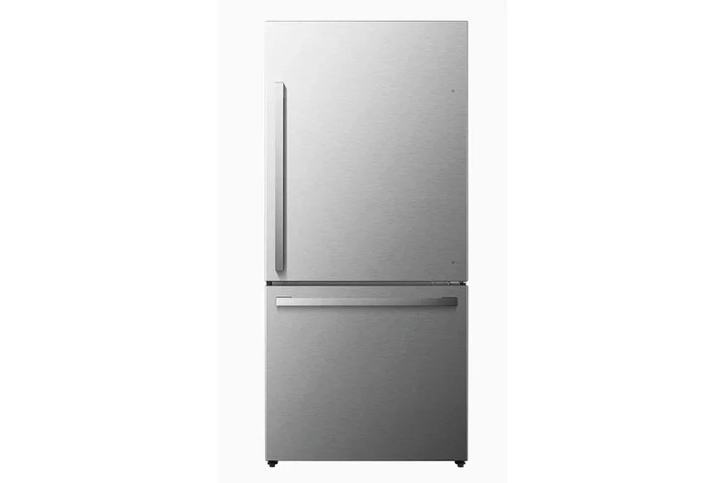 Hisense 17.2 cu. ft. Bottom-Freezer Refrigerator (HRB171N6ASE)