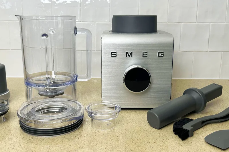 Smeg BLC02WHMUK High Performance Blender