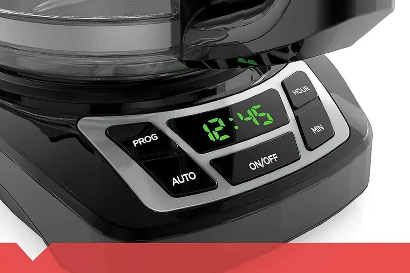 Black+Decker 12-Cup Programmable Coffeemaker (CM1160B)