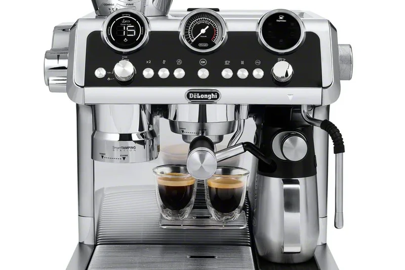 DeLonghi La Specialista Maestro Espresso Machine