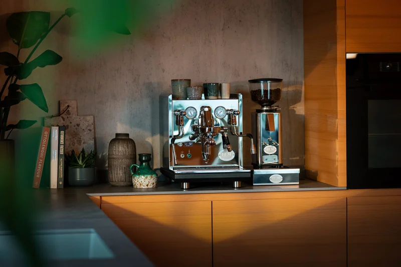 ECM Synchronika Dual Boiler Espresso Machine