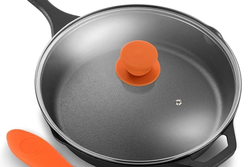 Outset 12-Inch Cast Iron Skillet