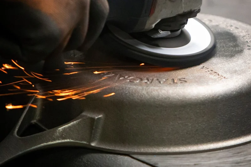 Stargazer 10.5-inch Cast Iron Skillet