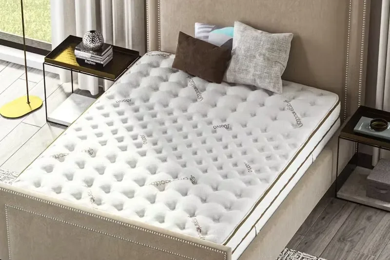 Saatva Classic (Plush Soft)