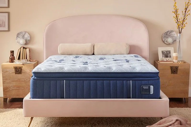 Stearns &amp; Foster Estate (Soft Euro Top)