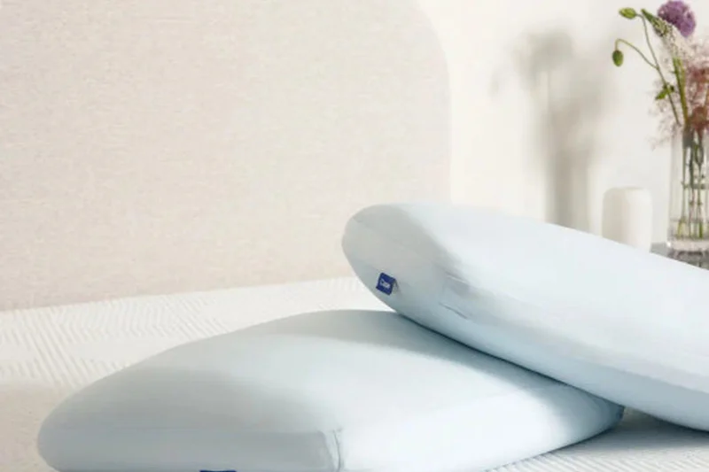 Casper Hybrid Snow Pillow