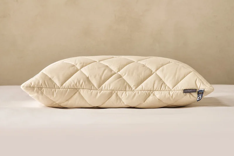 Woolroom Washable Wool Deluxe Pillow