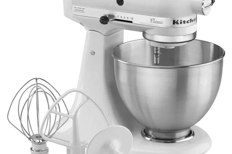 KitchenAid Classic Series 4.5-Quart Tilt-Head Stand Mixer