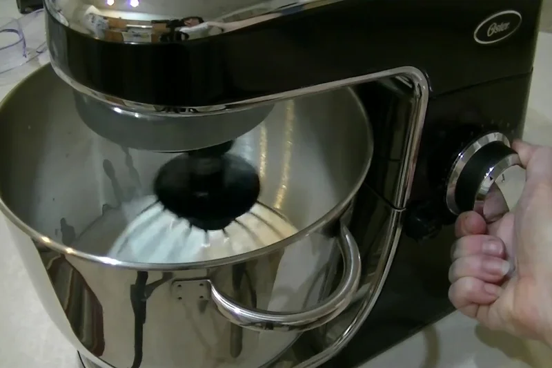 Oster Planetary Stand Mixer 4.5-Quart