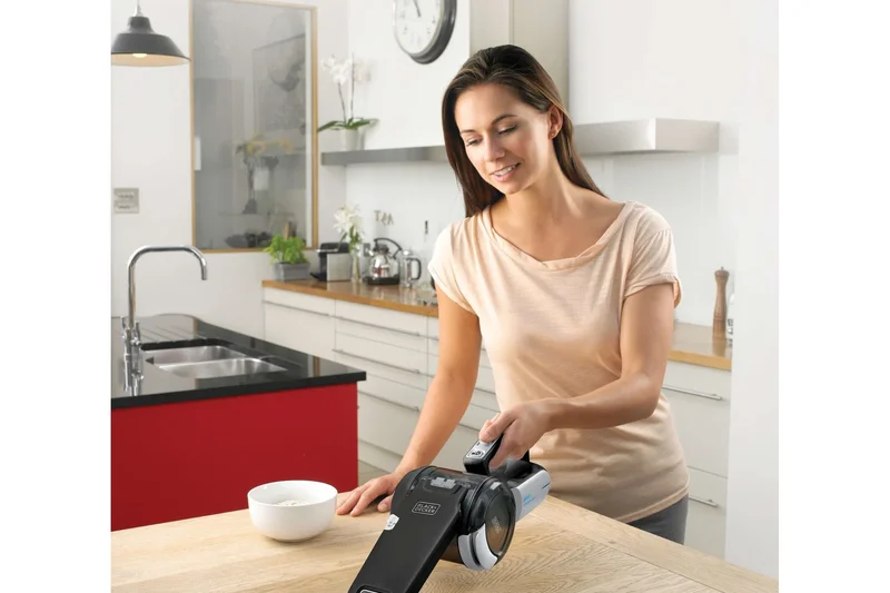 BLACK+DECKER 20V MAX Lithium Pivot Vacuum BDH2000PL