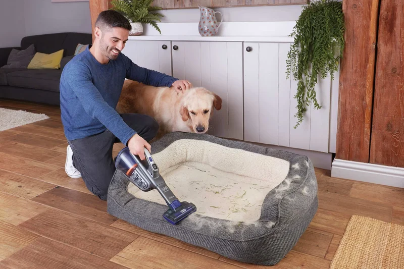 BLACK+DECKER furbuster AdvancedClean+ Pet Cordless Hand Vacuum HHVK515JP07