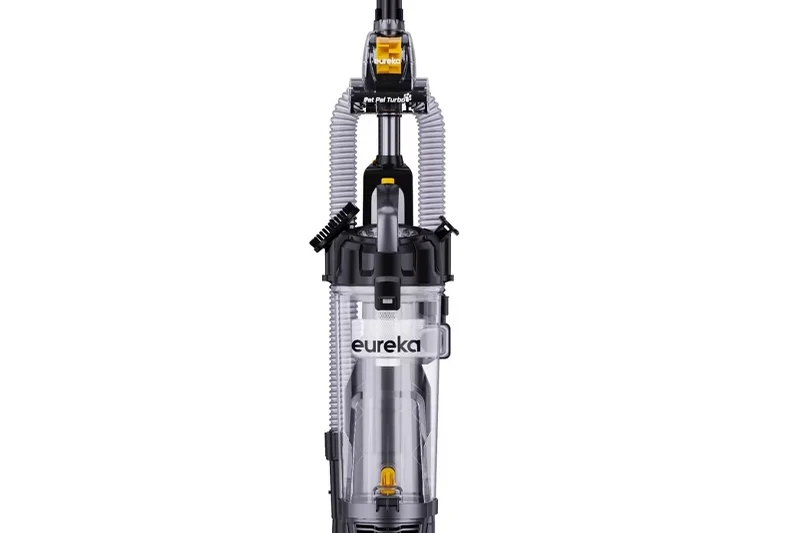Eureka PowerSpeed Lightweight Upright NEU182A