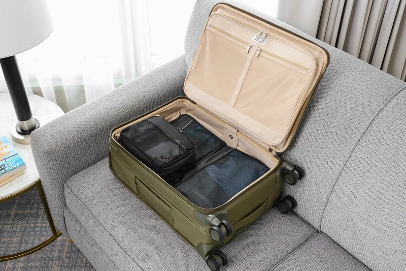 Briggs &amp; Riley Sympatico 21" Expandable Spinner