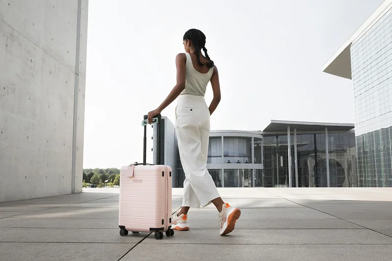 Horizn Studios M5 Cabin