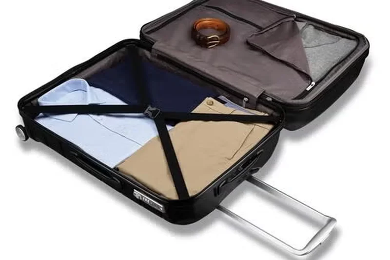 Samsonite Freeform 21" Spinner