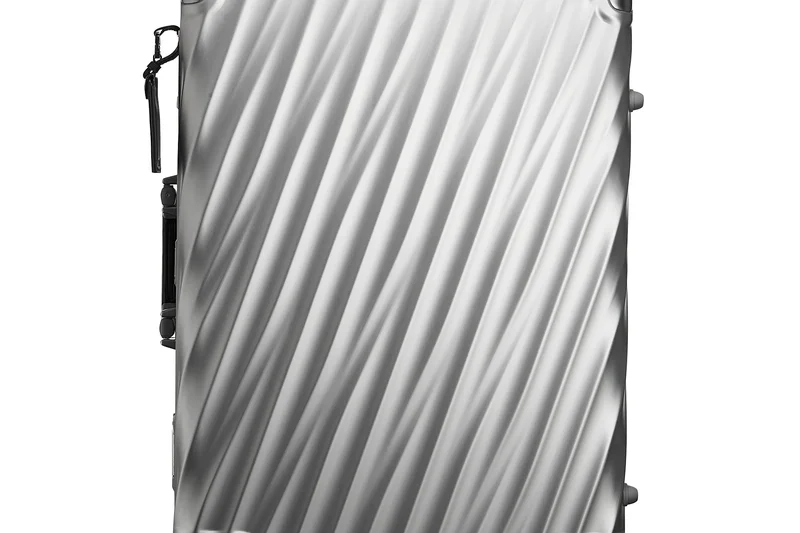 Alpha 3 Continental Dual Access 4 Wheeled Carry-On