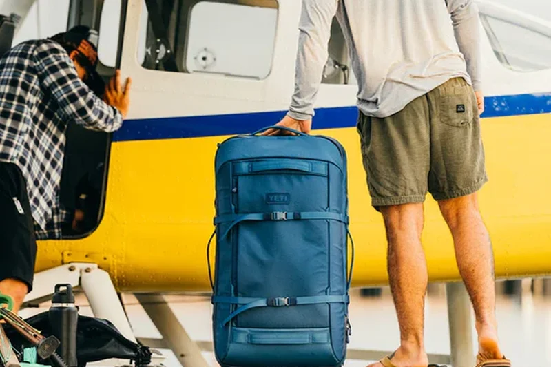 Crossroads 29" Luggage